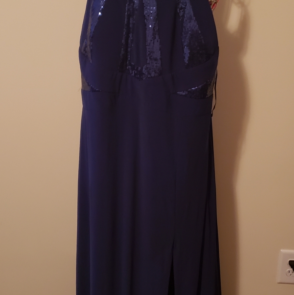 Womens NW sequin evening gown